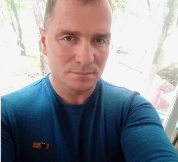 "Что ты мне дашь, если возьму в жены?" - спросил знакомый (47 лет), считающий себя "королем" из-за наличии квартиры в "хрущевке"