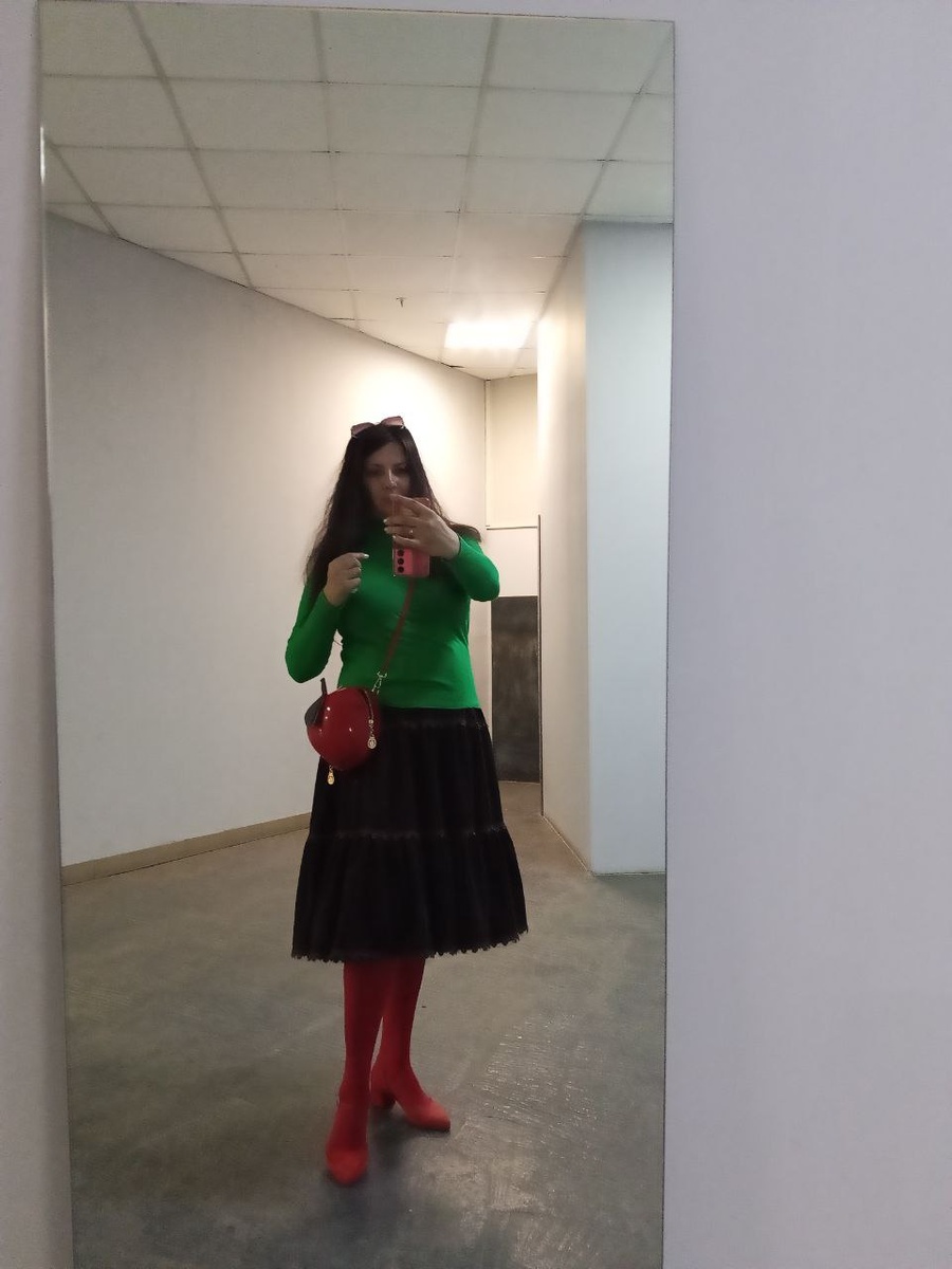 Зеркало было кем-то оставлено без присмотра ))