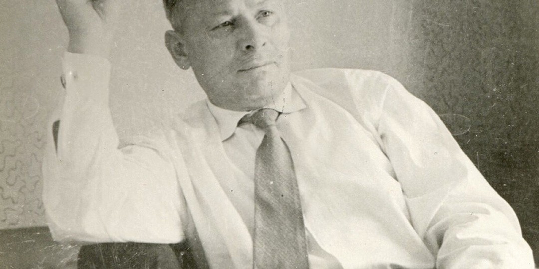 Он планировал восстановить историческую правду и пойти против системы, но был остановлен