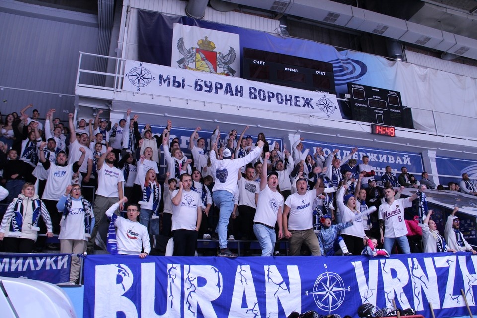    "Буран" задолжал болельщикам. Алексей СЕРГУНИН