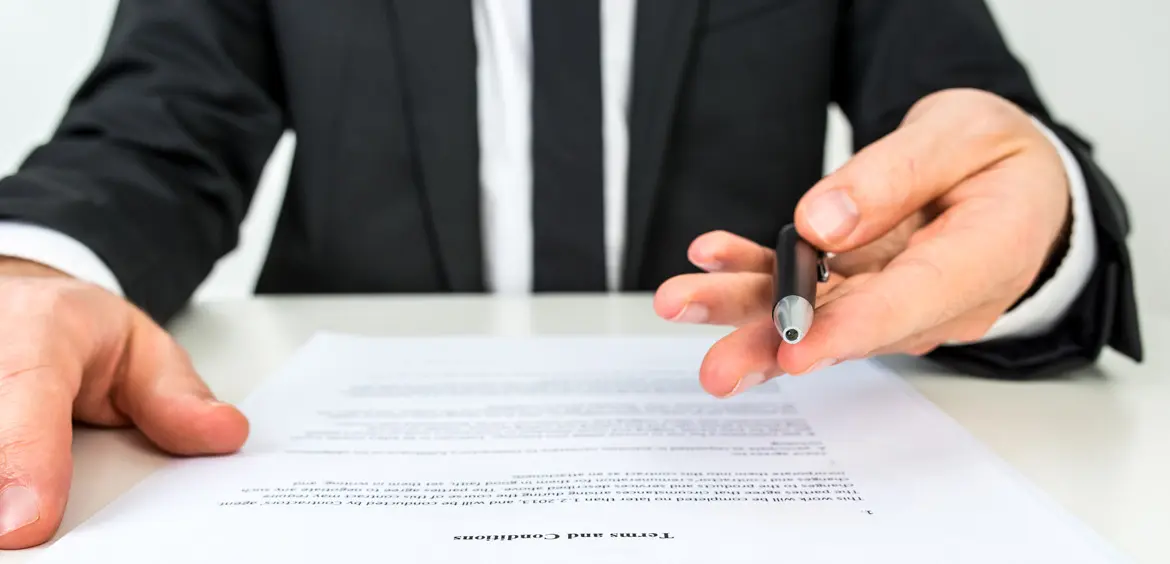 Заемщик переписал условия договора банка Тинькова