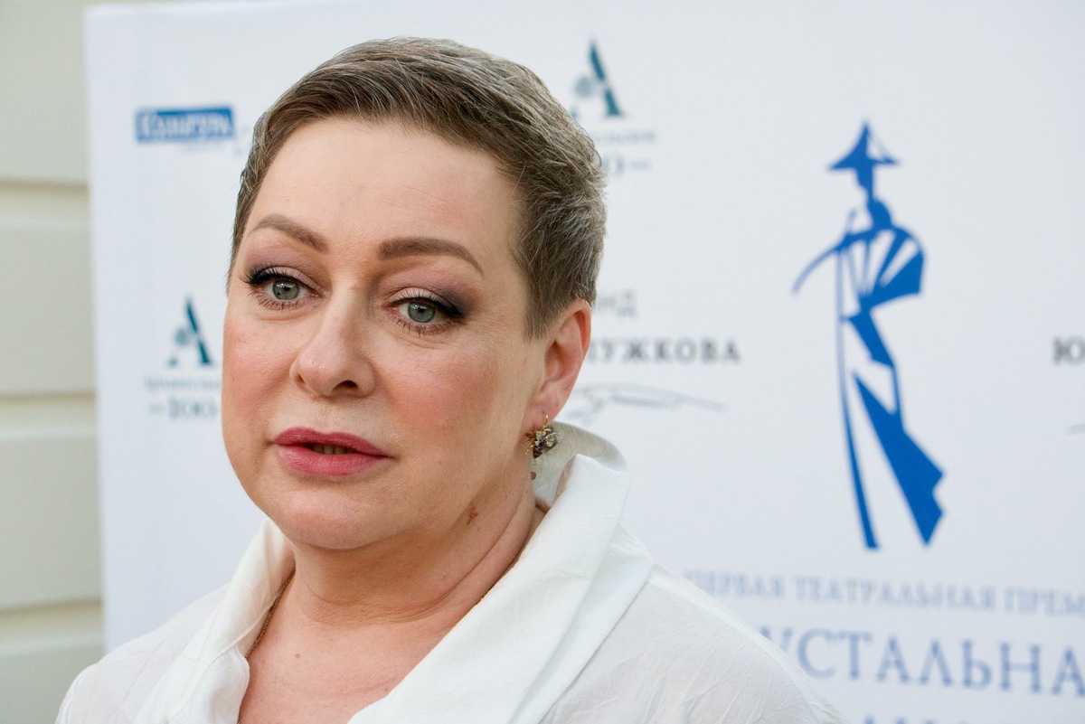    Мария Аронова