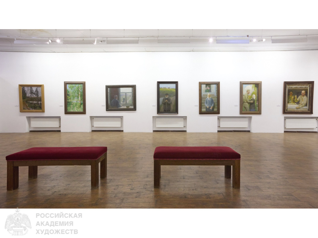 Фрагмент экспозиции «Династия художников Кугачей. Живопись. Реализм» в МВК РАХ (Москва, Пречистенка, 19). Фото: Виктор Берёзкин, пресс-служба РАХ. 2025.