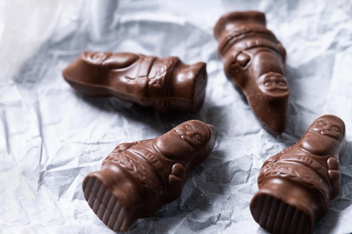     Ласковый мерзавец своими руками: как сделать шоколадную фигурку в домашних условиях