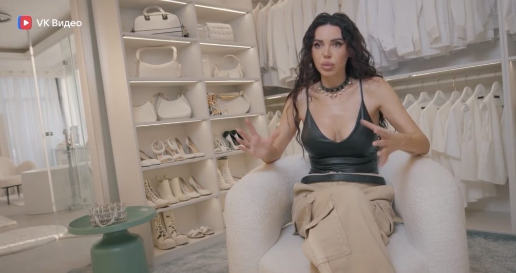    Кадр из шоу «Быть Джиганом и Оксаной», VK Видео