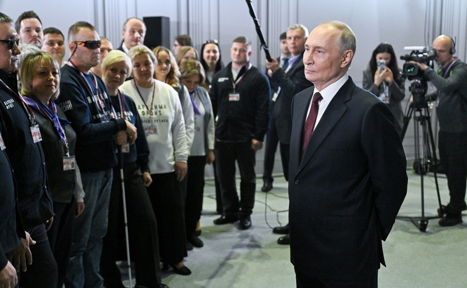    Президент Путин встретился с волонтерами Народного фронта. Фото: НФ