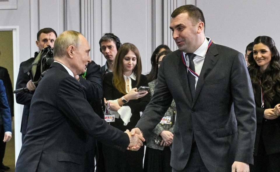    Президент Путин встретился с волонтерами Народного фронта. Фото: НФ