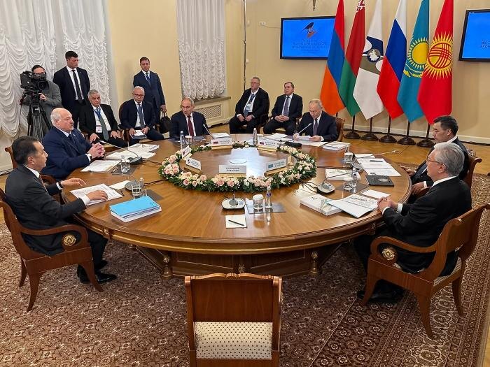 Обложка © Life.ru