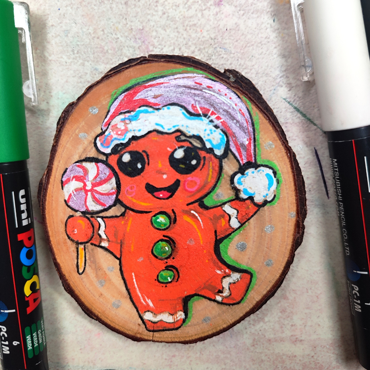 Работая моя, на спите дерева, маркеры