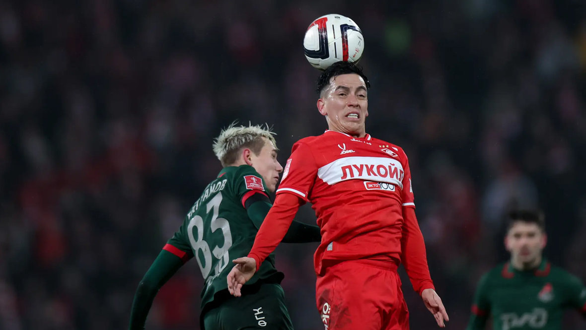    Алексей Батраков против Эсекьеля Барко.Дарья Исаева