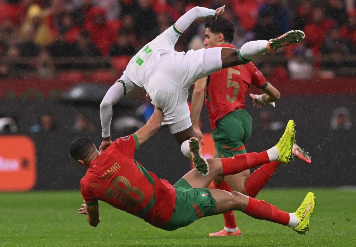 Если не знать, кто на поле, то полное ощущение, что играет сборная Португалии