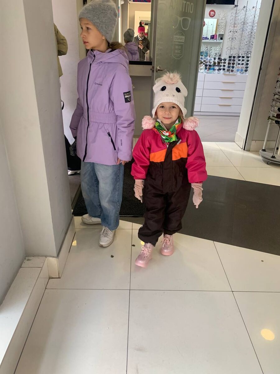 Кадры ещё осенние, только начали тут переход в тёплую одежду