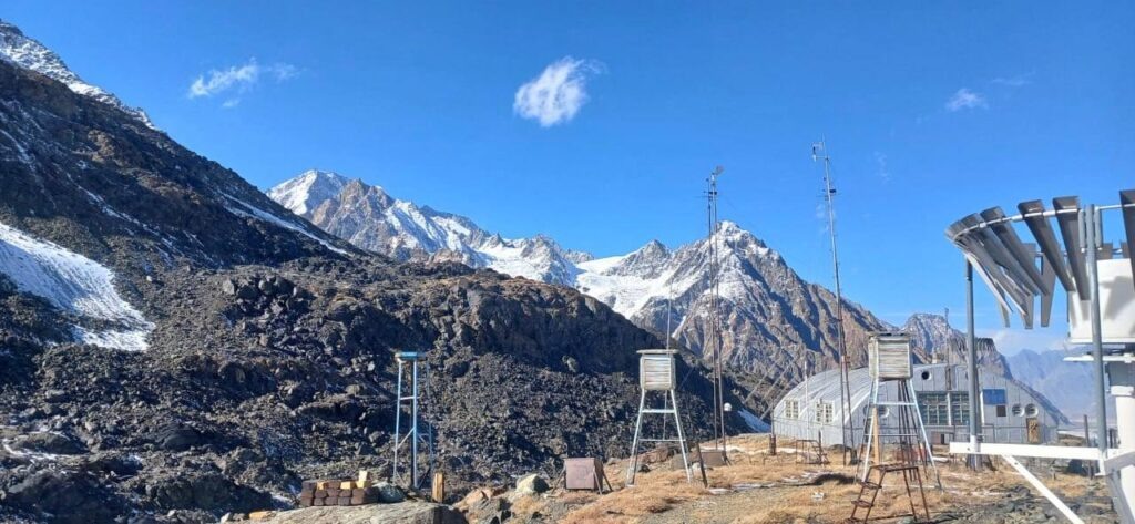 ФОТО: Станция имени А. Горбунова: шаг Таджикистана к глобальной сети мониторинга ледников