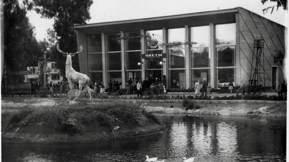    ВДНХ в разные годы. Источник: Музей "Город"