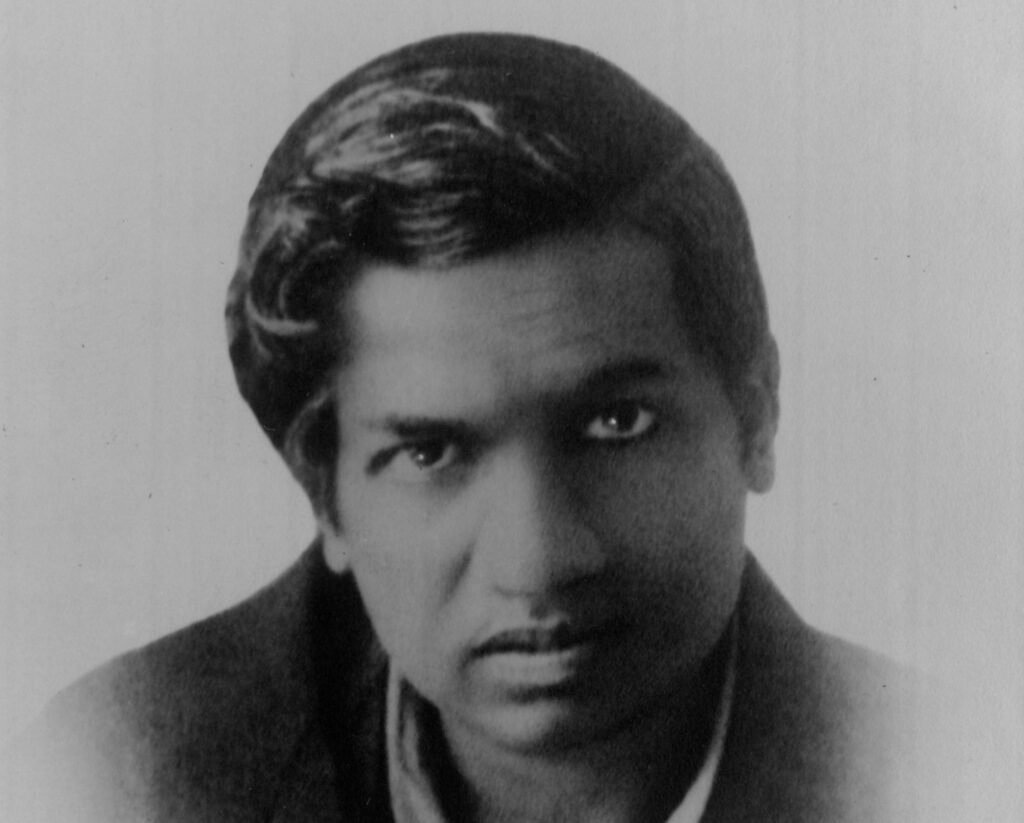    Формулы Рамануджана: как гений-самоучка изменил наше понимание Вселенной (источник изображения) News Express Team