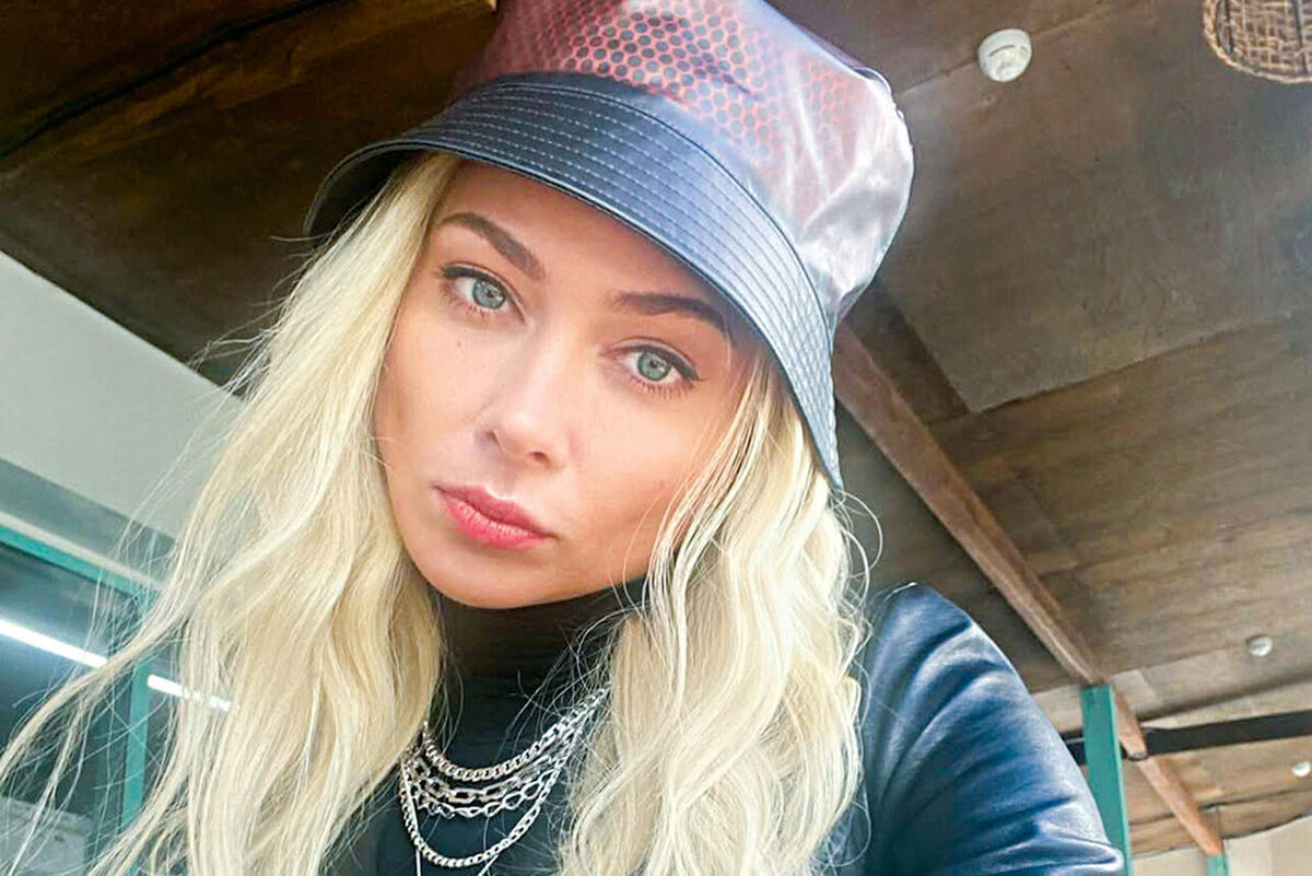    Настасья Самбурская: «Парики хороши тем, что не приходится радикально менять внешность» Соцсети Настасьи Самбурской