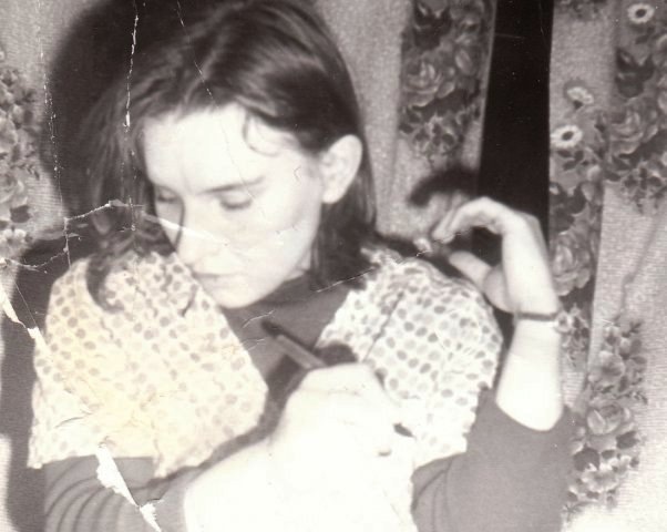 Я на первом курсе, пишу очередной конспект  по истории КПСС.  