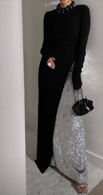 Новый год требует наряда, который сочетает блеск и практичность