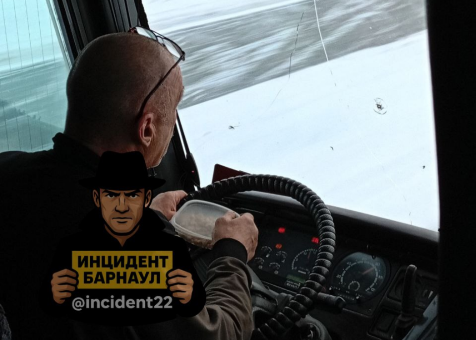    Водитель на маршруте Барнаул — Белокуриха. Источник: "Инцидент Барнаул"