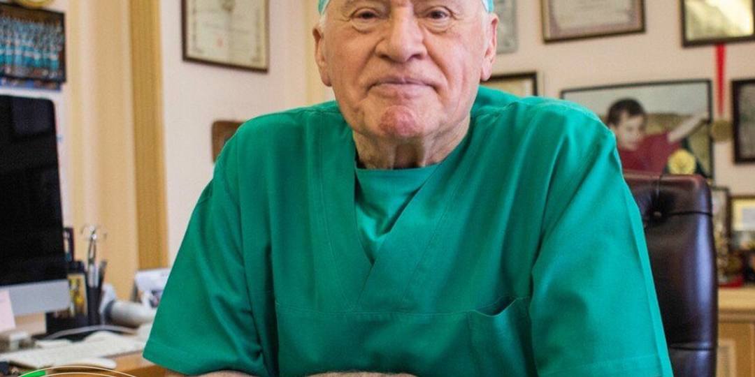 Сегодня свой день рождения отмечает выдающийся врач-кардиохирург профессор, академик РАН Лео Антонович Бокерия