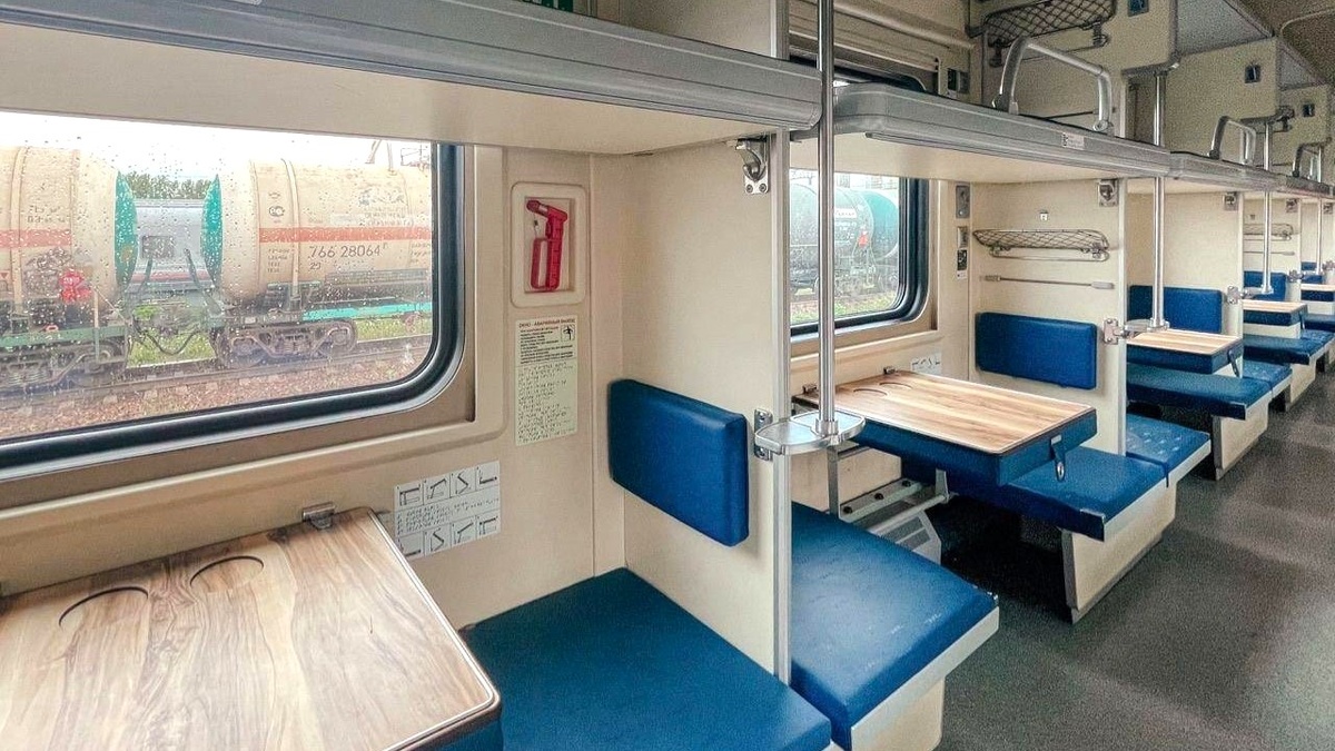    Поезда двух маршрутов в Сургут оборудовали новыми вагонами