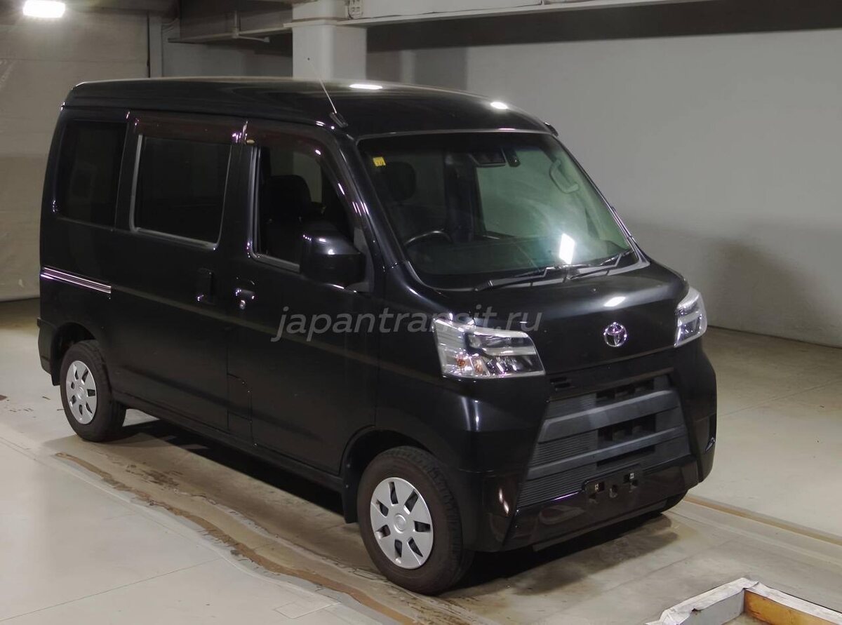 Toyota Pixis Van. Источник: скриншот из Телеграмм канала "Япония Транзит"