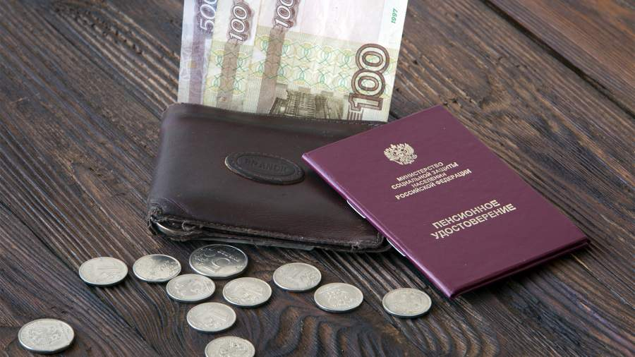 "Как подтвердить декрет и отпуск по уходу за ребенком для пенсии: полная инструкция на 2026 год"