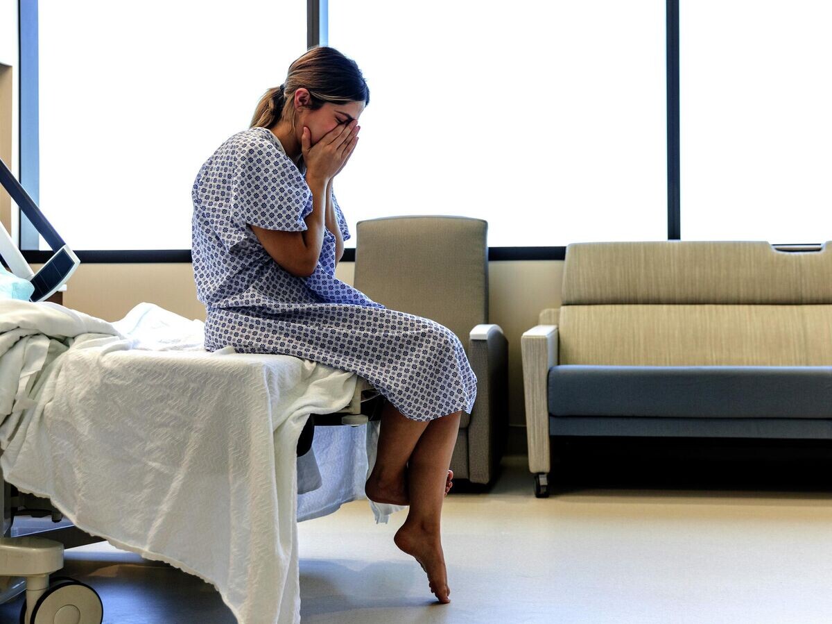    Женщина в послеродовой палате | © Getty Images / SDI Productions