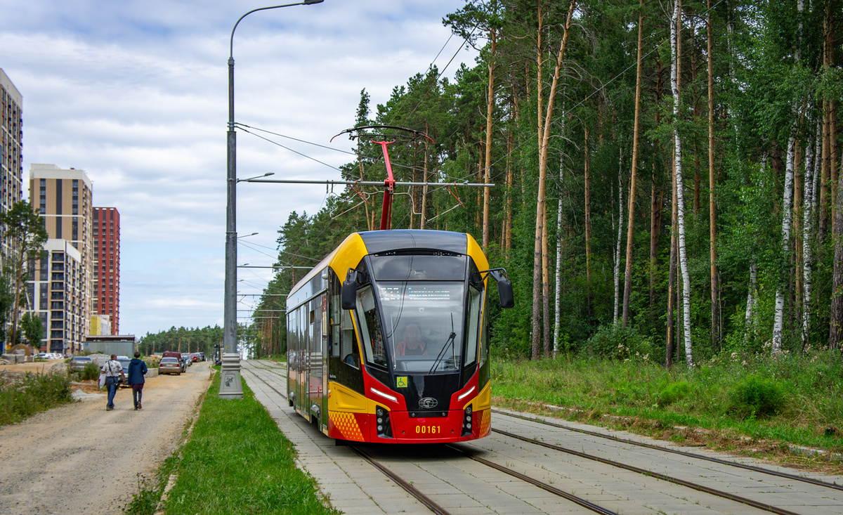71-911ЕМ "Львёнок" в Верхней Пышме. Фото с сайта 