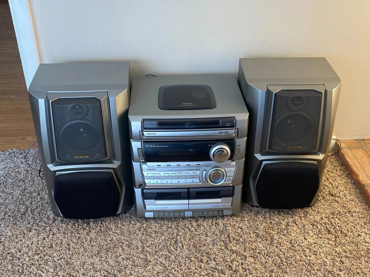 Функции музыкальных центров из 90-х, которые ушли в прошлое