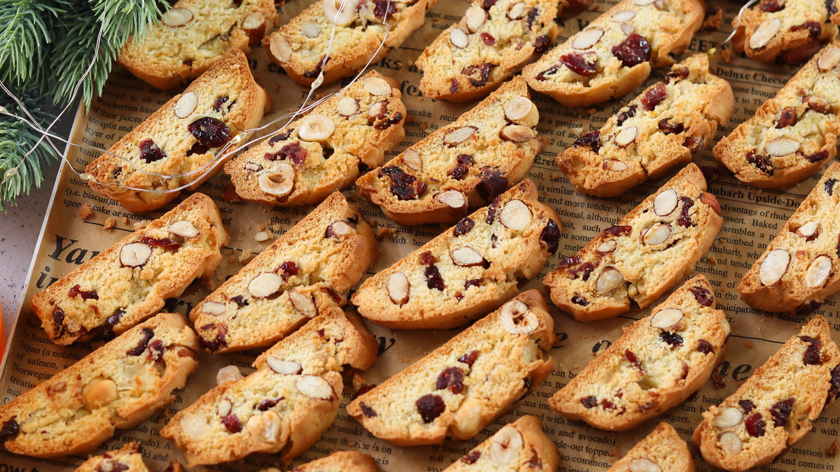 классические бискотти с клюквой и орехами