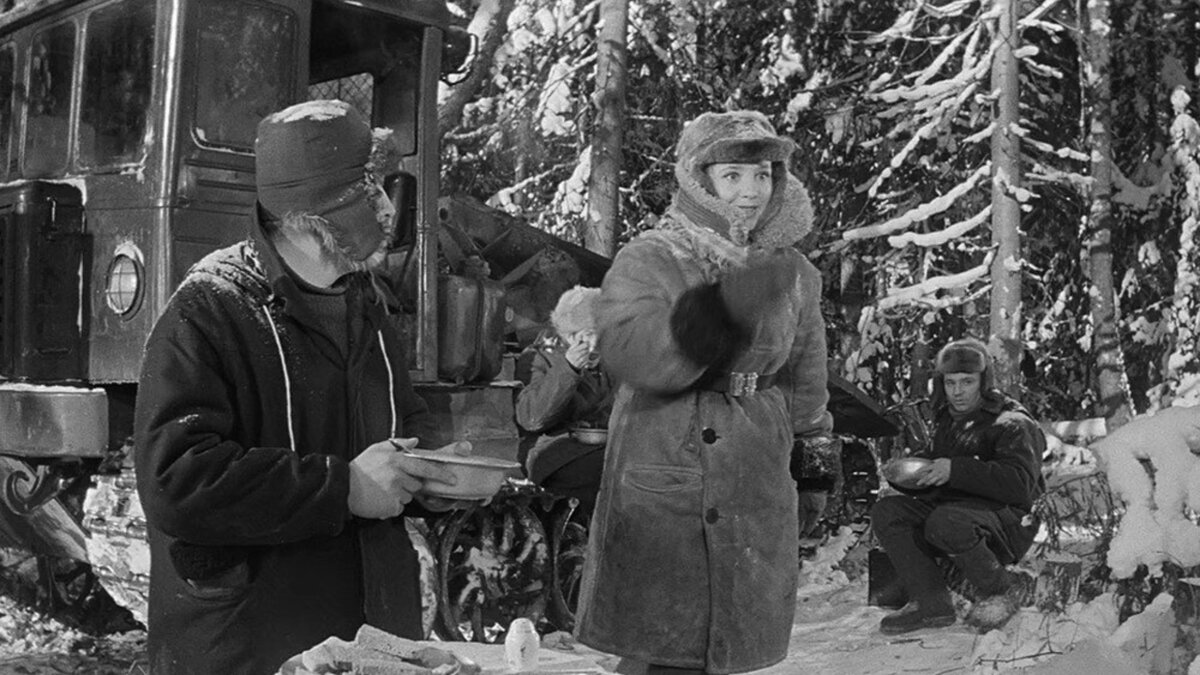 Кадр из кинофильма "Девчата".