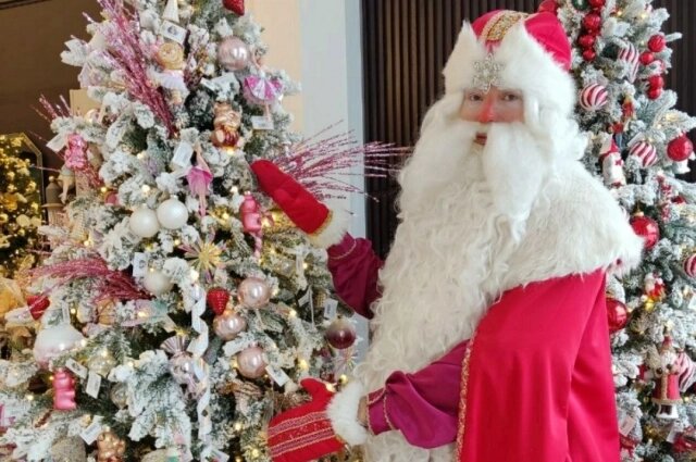    У Деда Мороза наступила горячая пора. Фото: Из личного архивa/ Вячеслав Лунин