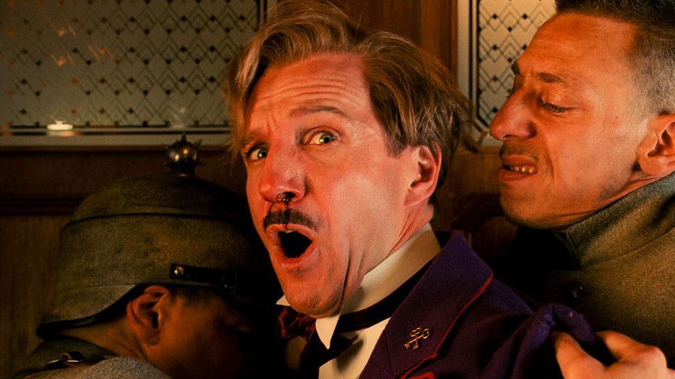 «Премии сродни аплодисментам, а каждому актеру приятно слышать аплодисменты» На фото: кадр из фильма «Отель “Гранд Будапешт“» (2014).📷Фото: Scott Rudin Productions