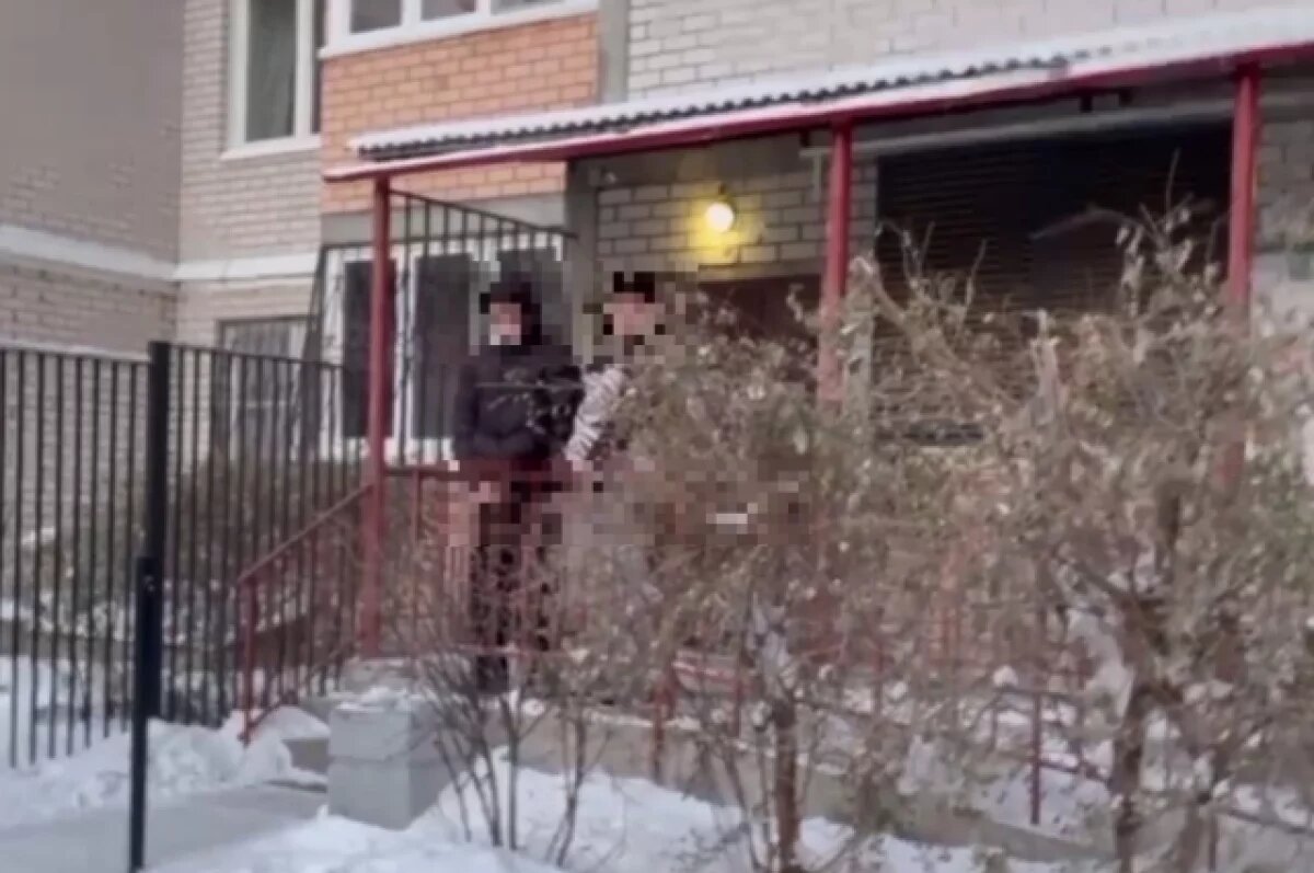    Кадр из видео, снятого жильцами дома.