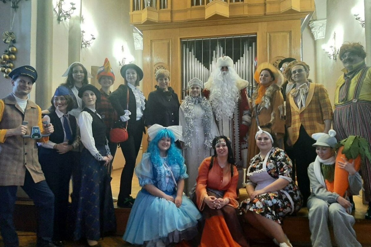 16 артистов новогоднего мюзикла в Органном зале будут вовлекать детей в атмосферу куража
Фото: Иркутская областная филармония