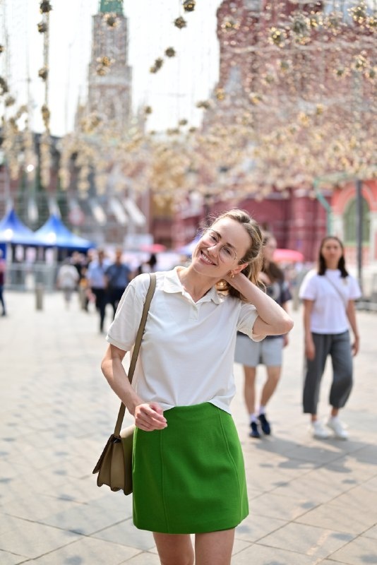 На фото: 
ведущая прогноза погоды на канале ТВЦ Анастасия Ларионова