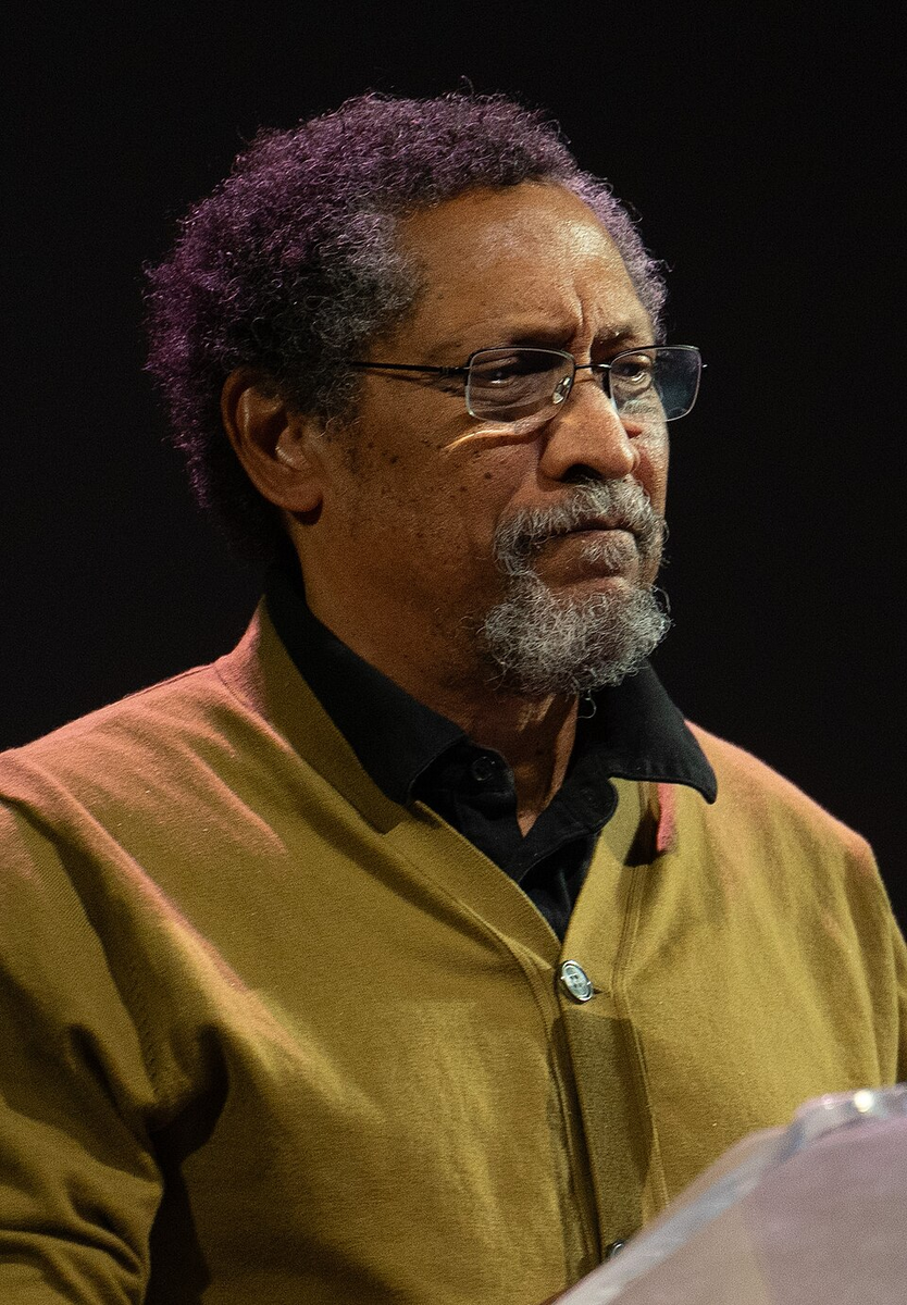 Википедия https://en.wikipedia.org/wiki/Percival_Everett