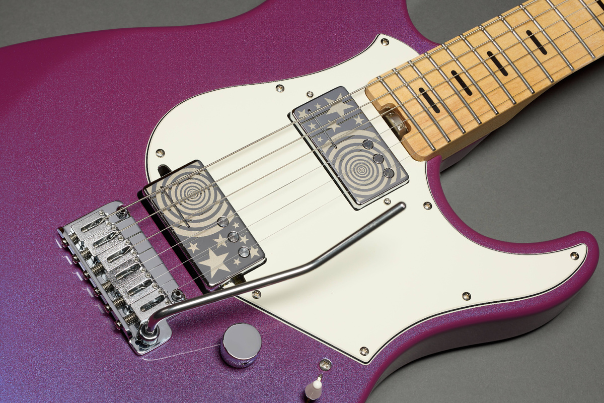 Yamaha PACP12M - гитара Билли Коргана