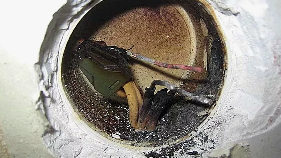 Как нарастить короткие провода в розетке