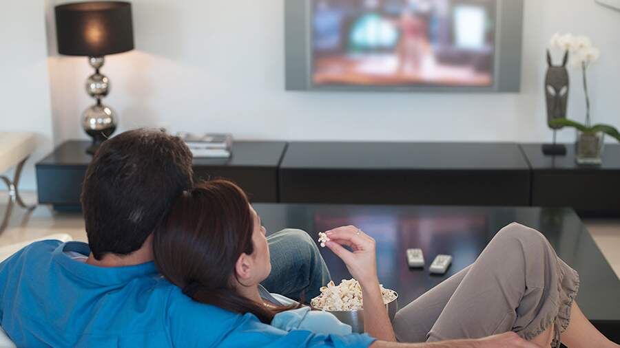 Пока оба молоды и здоровы - не думается о плохом, кажется, сто счастью не будет конца!..