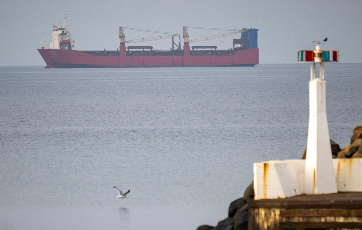    Судно "Адлер"  Johan Nilsson/TT News Agency/via REUTERS