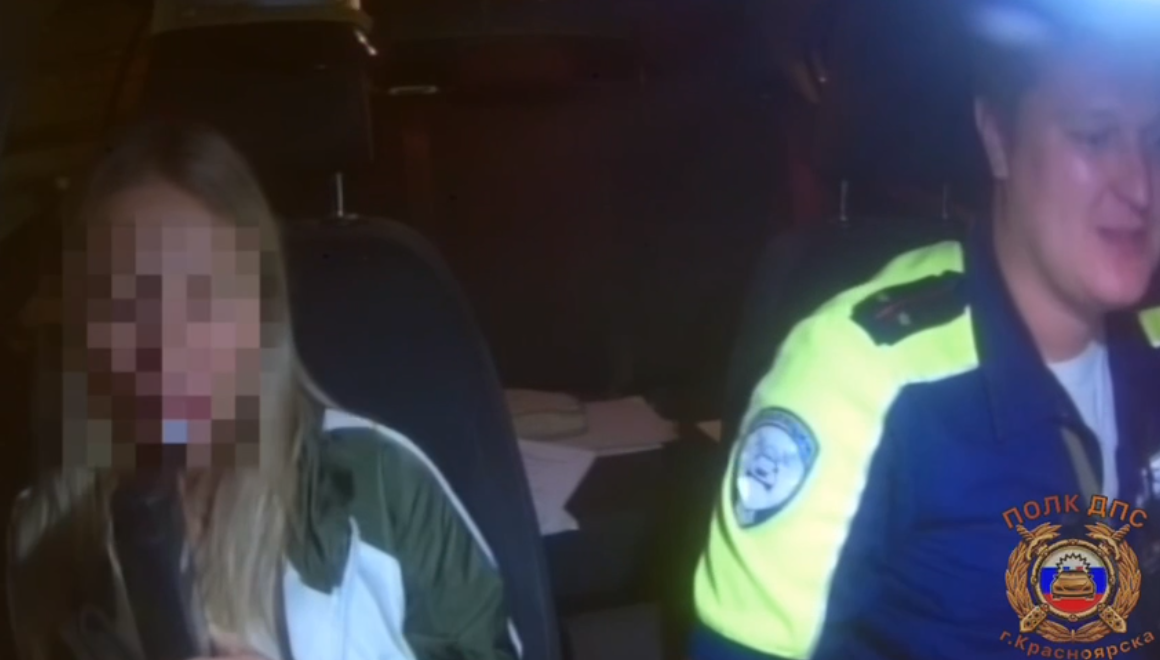    В Красноярске задержали женщину за повторное вождение без прав
