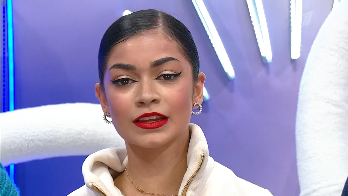    Аделия Петросян. Фото: стоп-кадр прямого эфира "Первого канала"