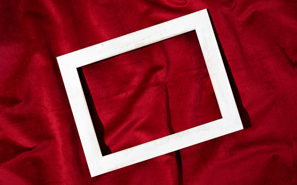    "В 2026 году в моде будет классический красный. Фото: freepik.com"