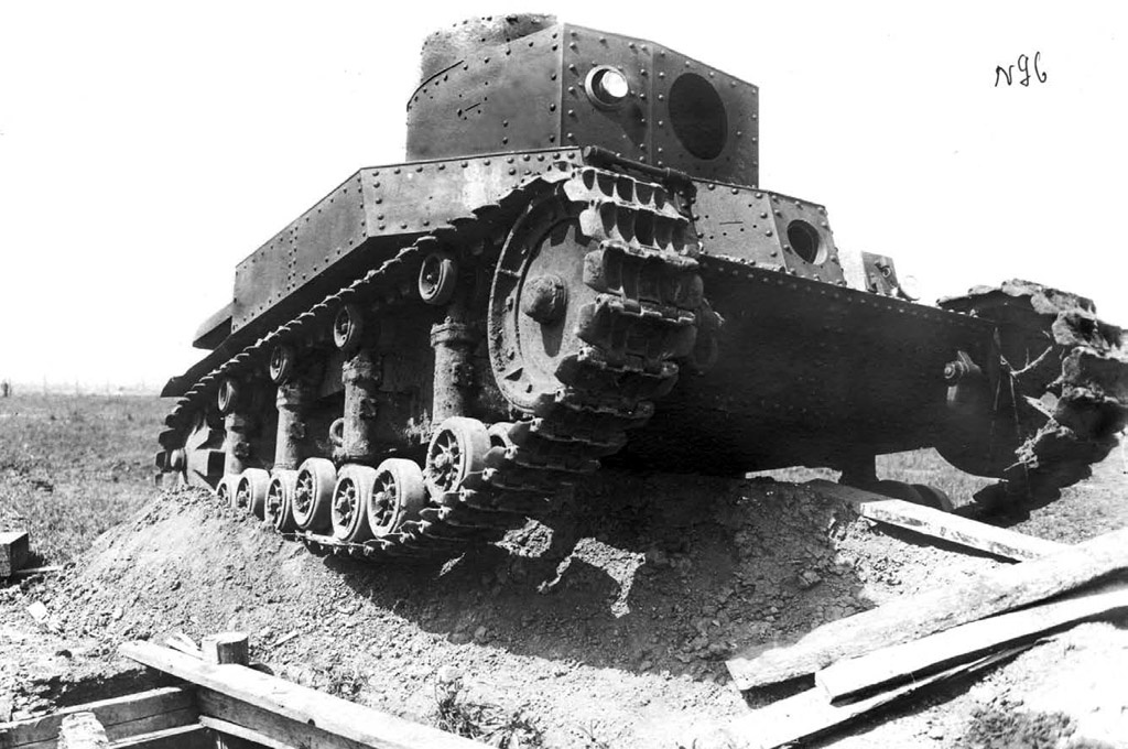 Т-24  в первой половине 1931 года выглядел уже морально устаревшим.