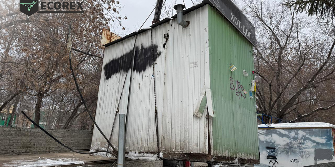 Демонтаж и утилизация вывесок: чистый город и законность для бизнеса