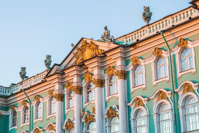 Обложка © Shutterstock / FOTODOM / evgris