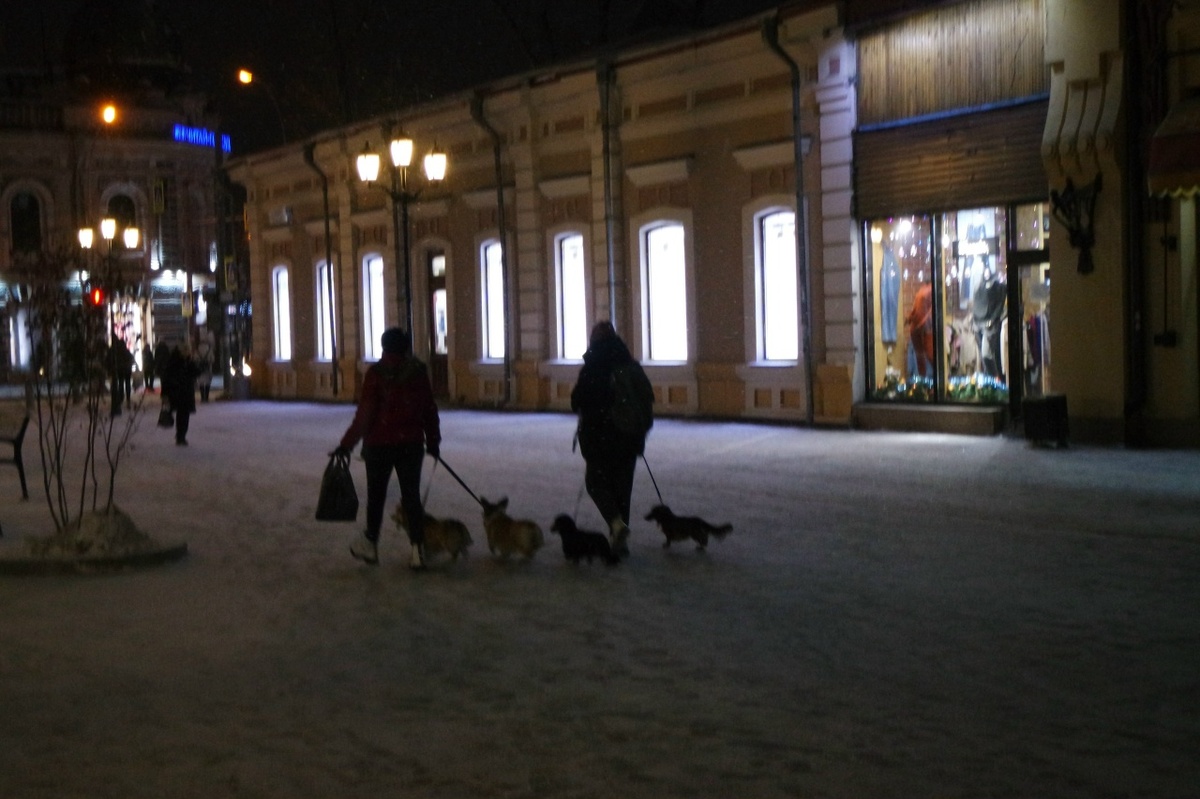 листать вправо