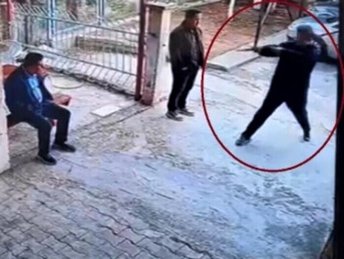     / Источник: Кадр из видео